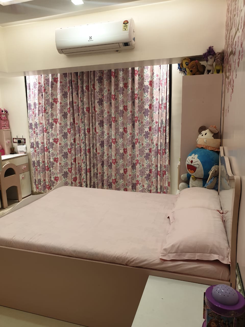 3 BHK Apartment for Sale in Bandra West Mumbai