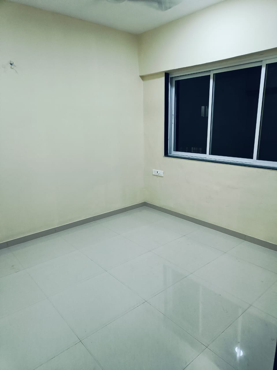 3 BHK Apartment for Rent in 1st Road Mumbai