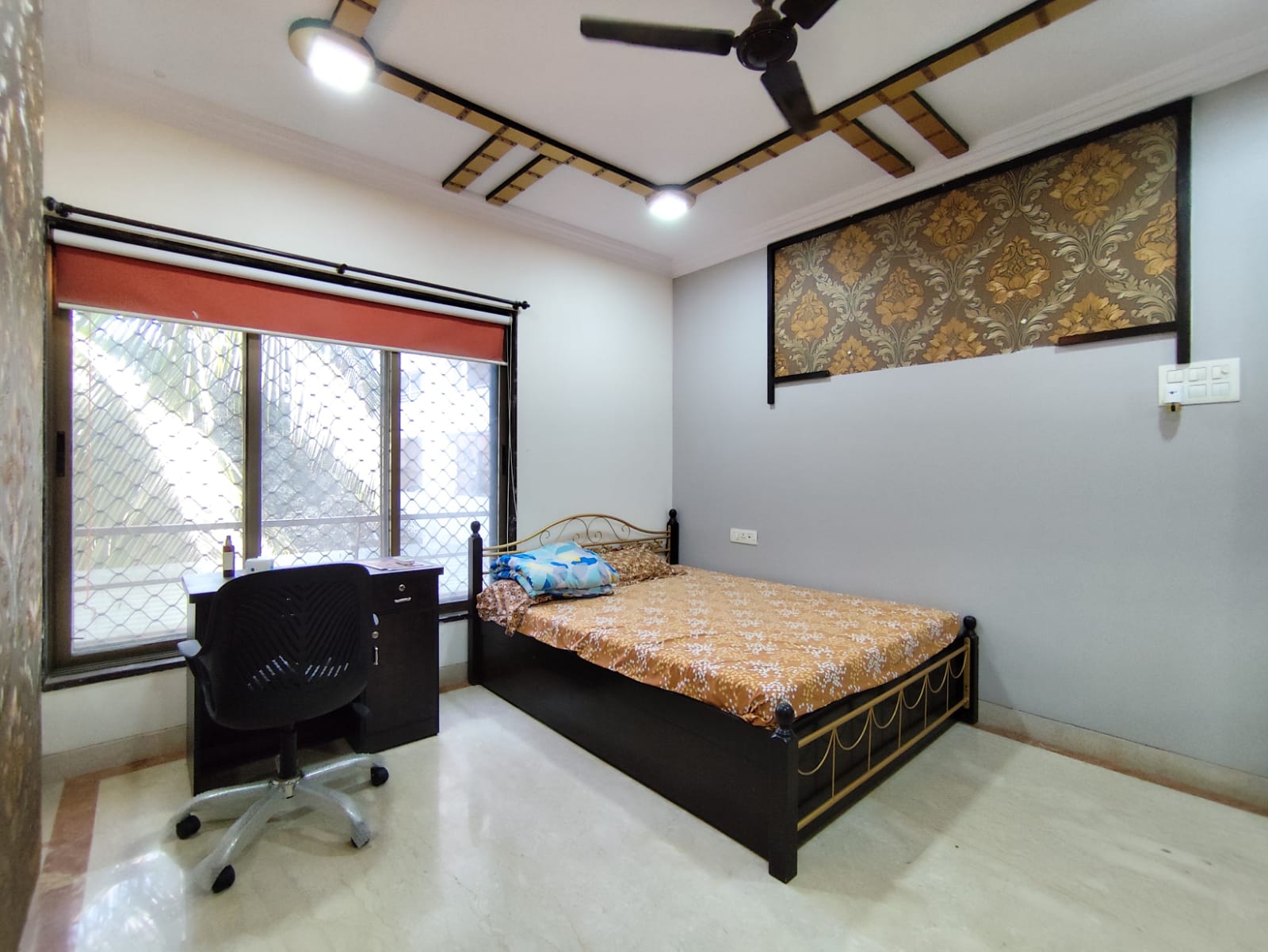 2 BHK Apartment for Rent in Khar West Mumbai