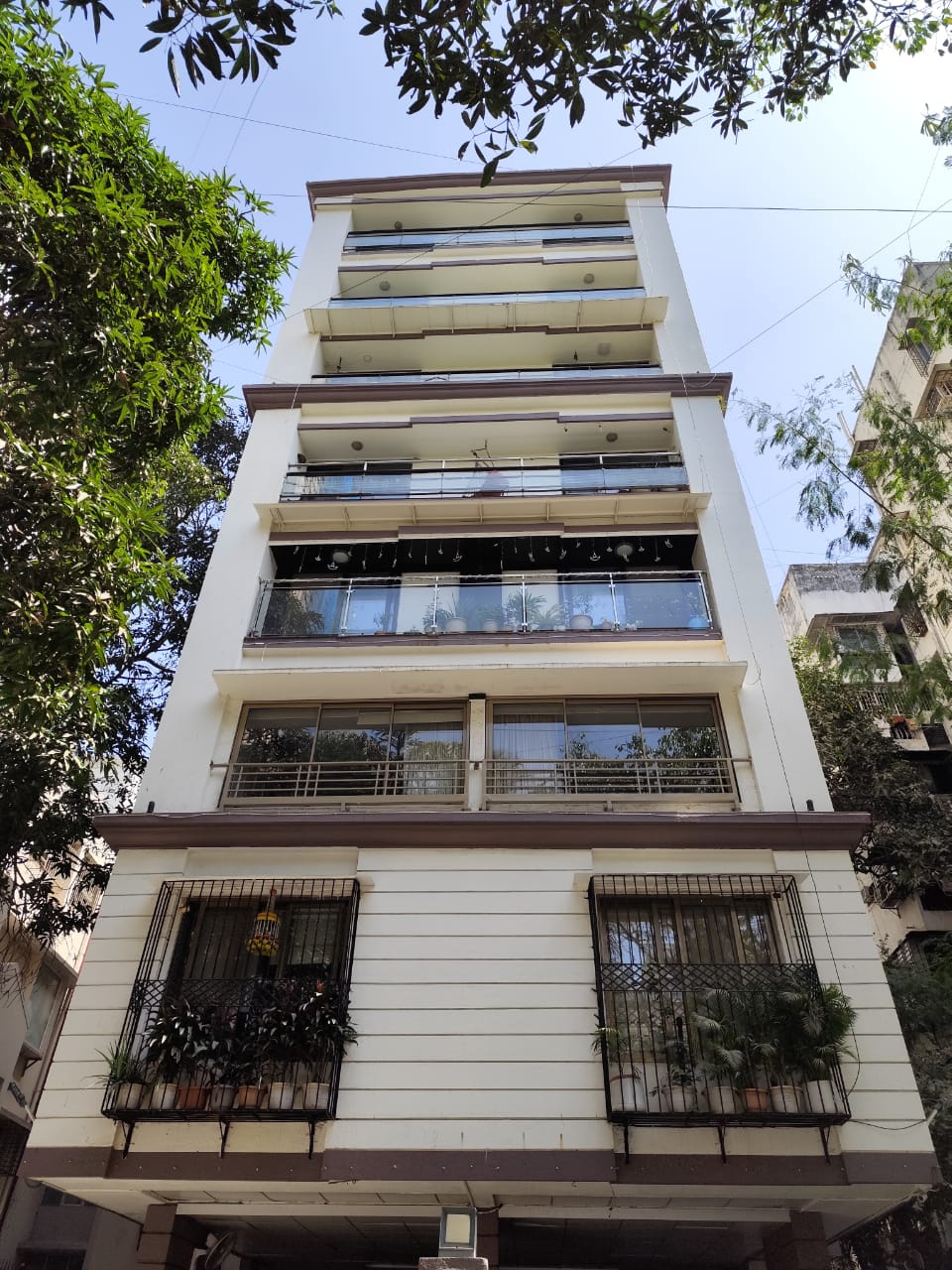 2 BHK Apartment for Rent in Khar West Mumbai