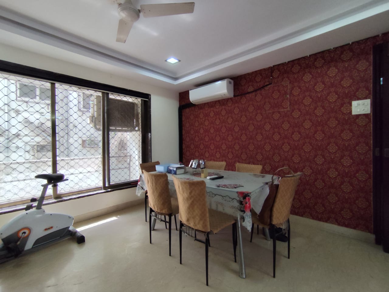 2 BHK Apartment for Rent in Khar West Mumbai