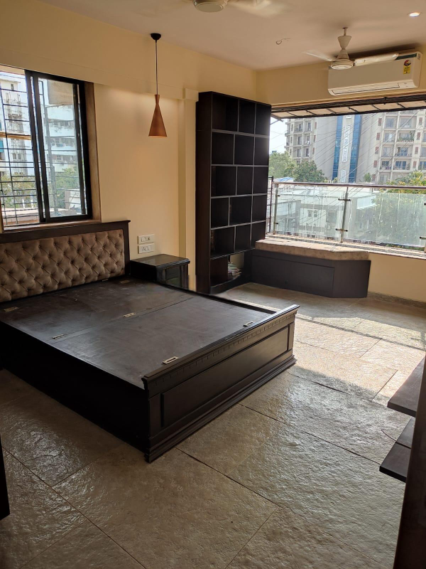 2 BHK Apartment for Rent in Santacruz West Mumbai