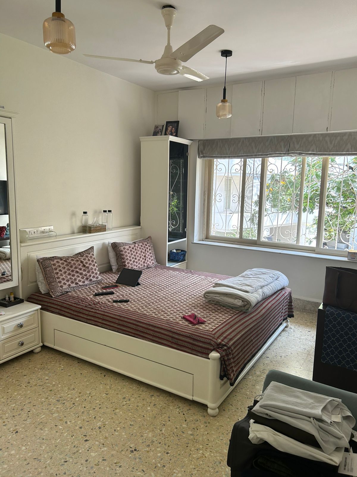 3 BHK Apartment for Rent in Pali Hill Mumbai