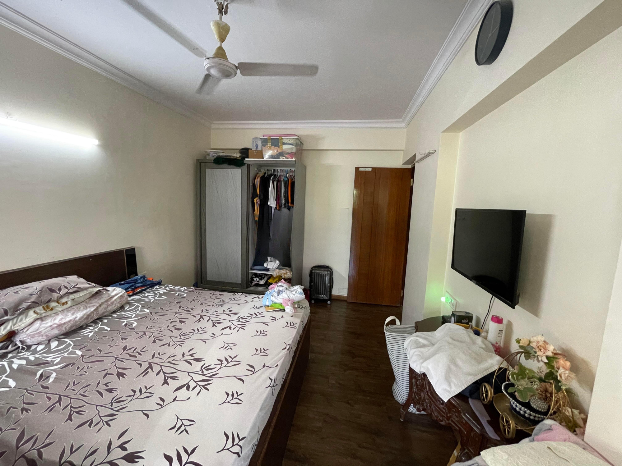 3 BHK Apartment for Sale in 27th Road Mumbai