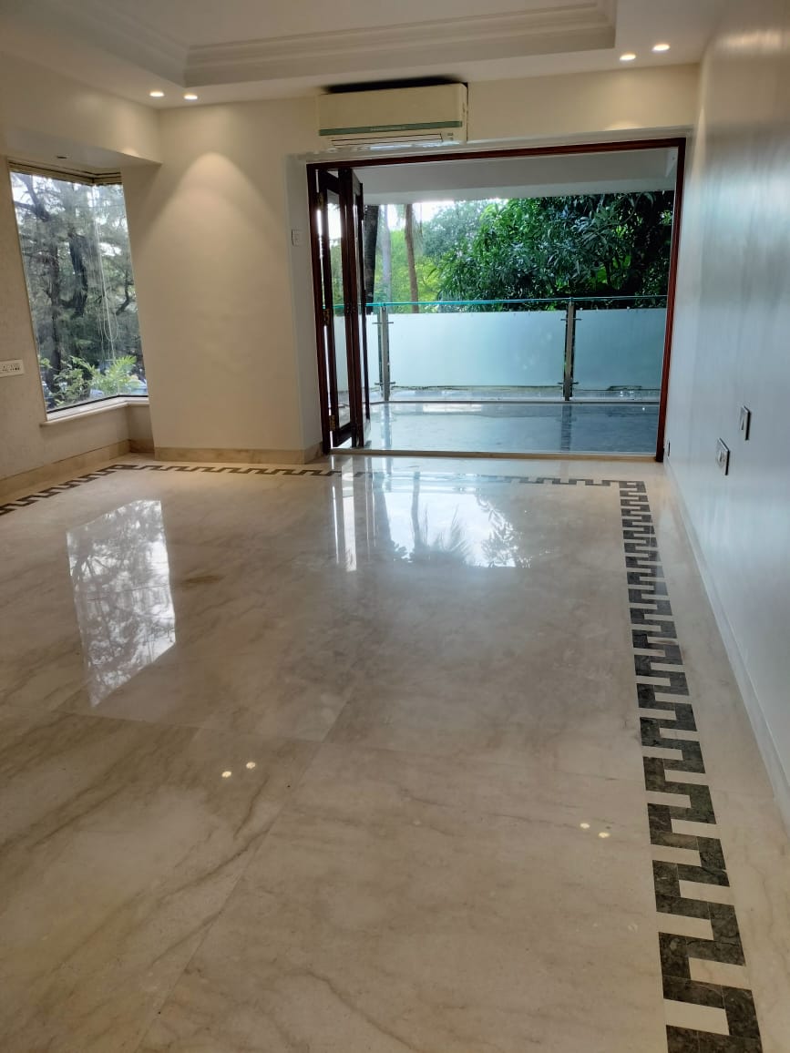 4 BHK Apartment for Rent in Bandra West Mumbai