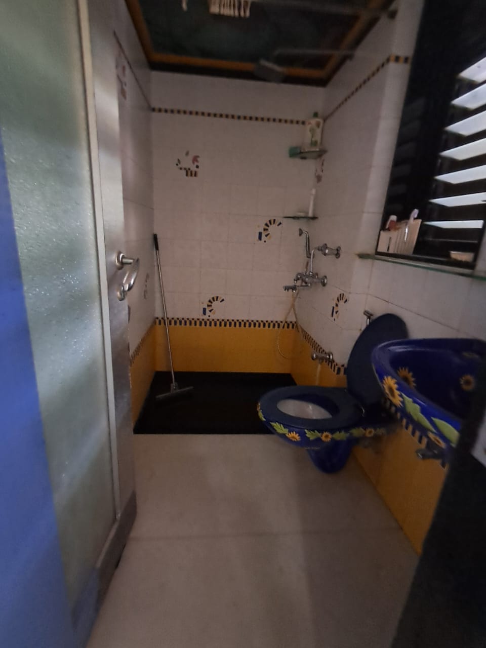 3 BHK Apartment for Sale in Bandra West Mumbai
