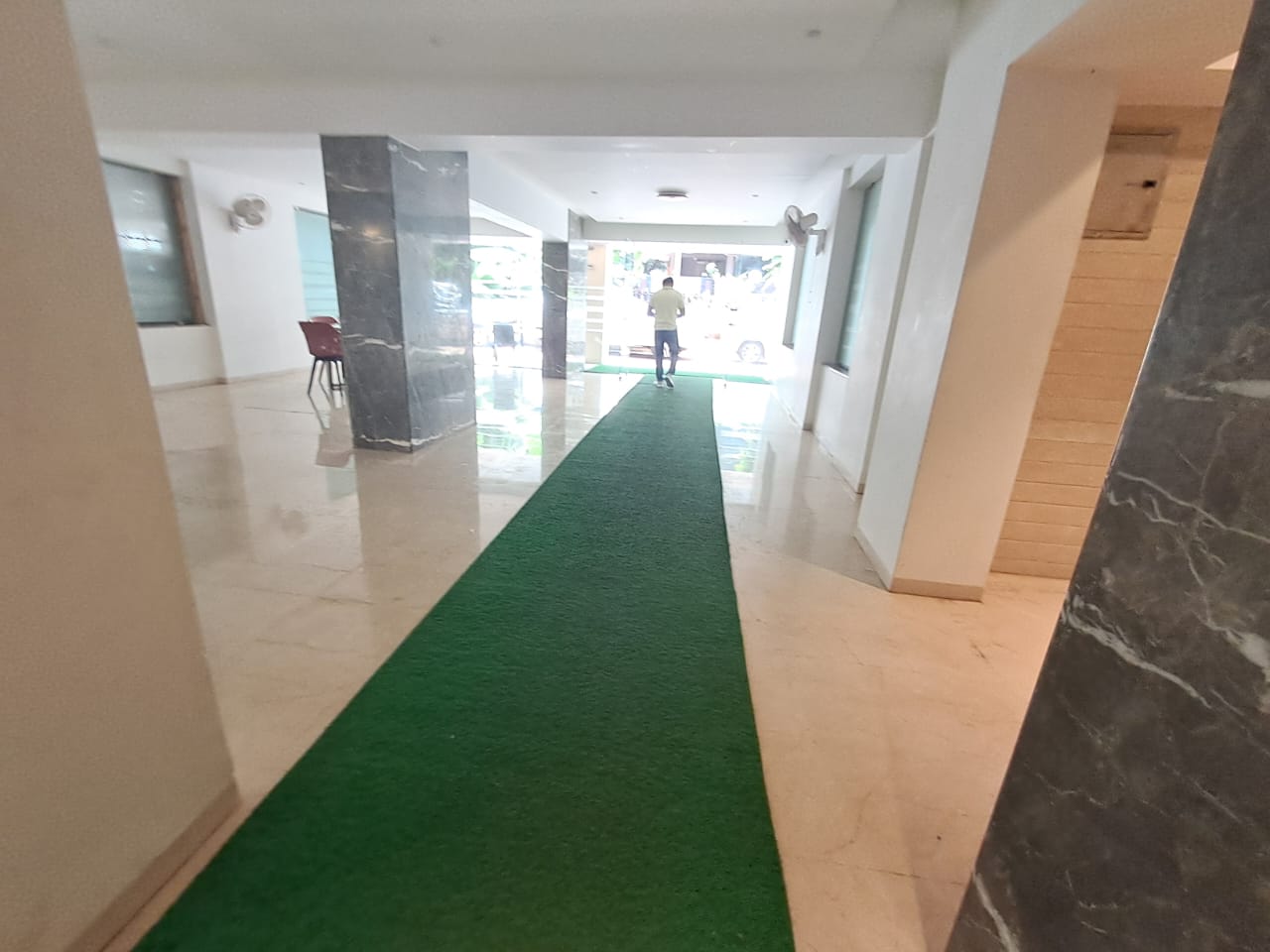 3 BHK Apartment for Sale in Bandra West Mumbai