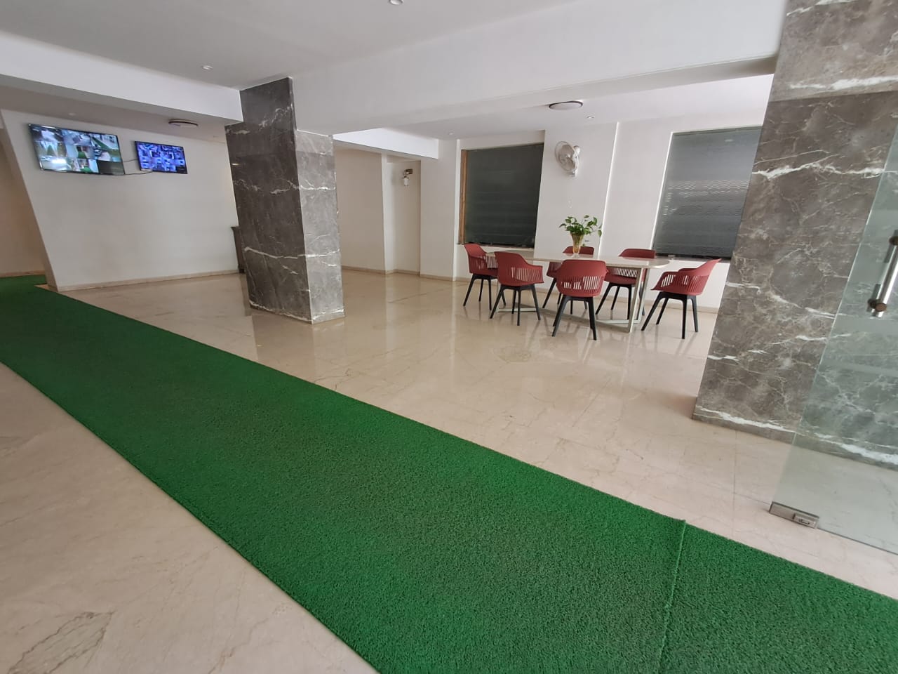 3 BHK Apartment for Sale in Bandra West Mumbai