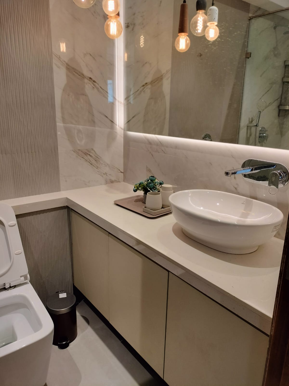 3 BHK Apartment for Rent in Santacruz West Mumbai