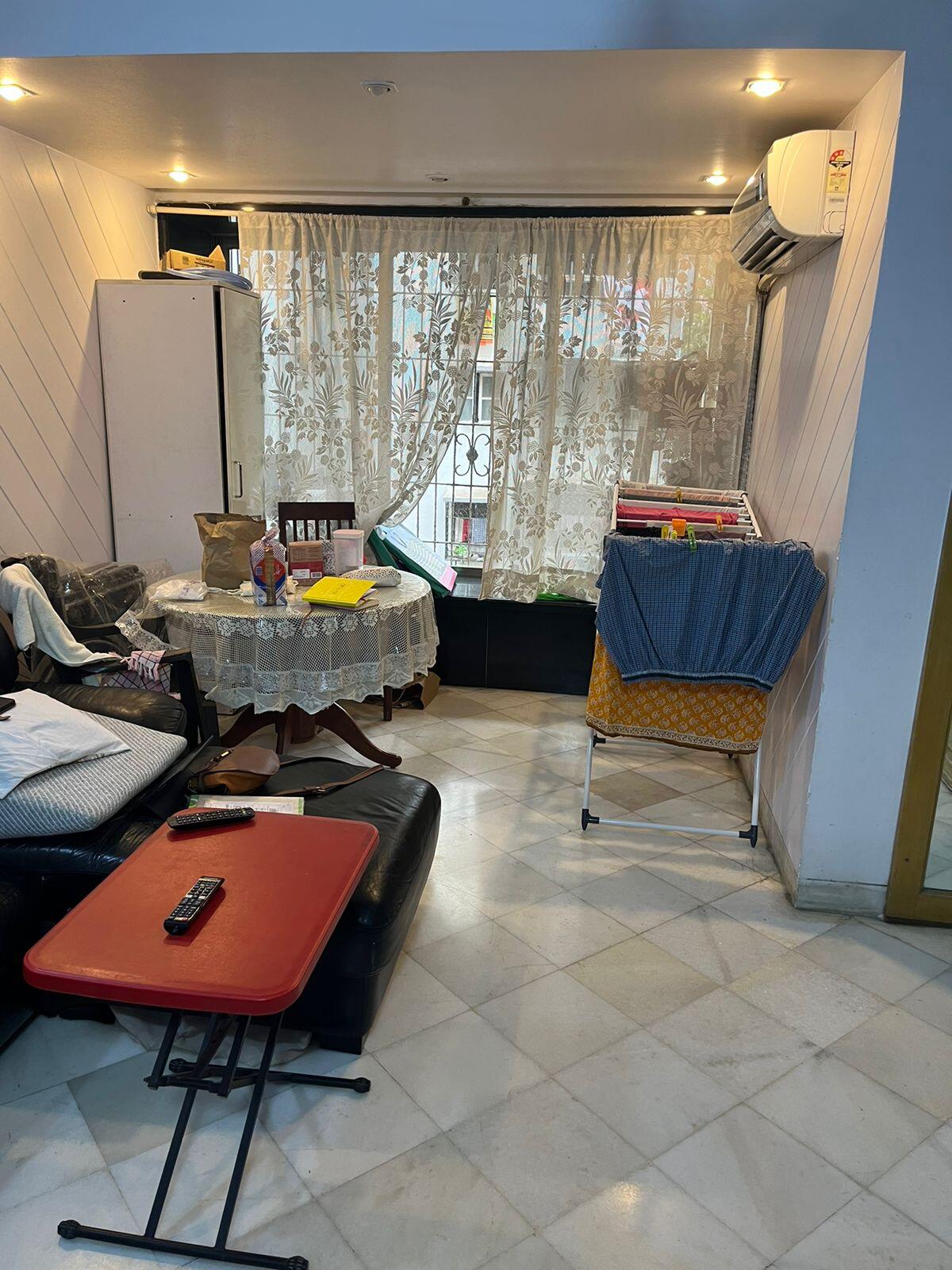 2 BHK Apartment for Rent in Reclamation Mumbai