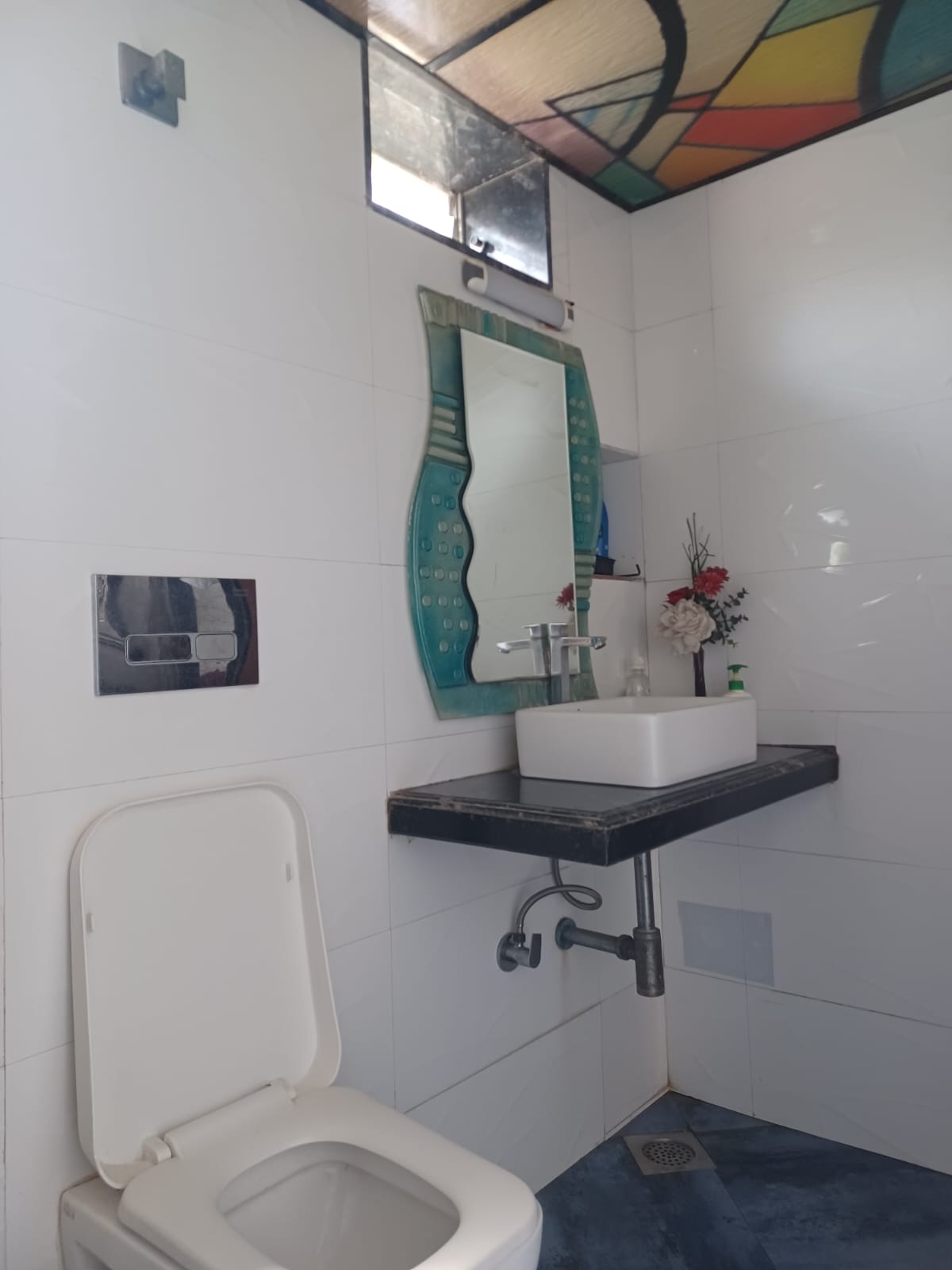 4 BHK Apartment for Sale in Mahim West Mumbai