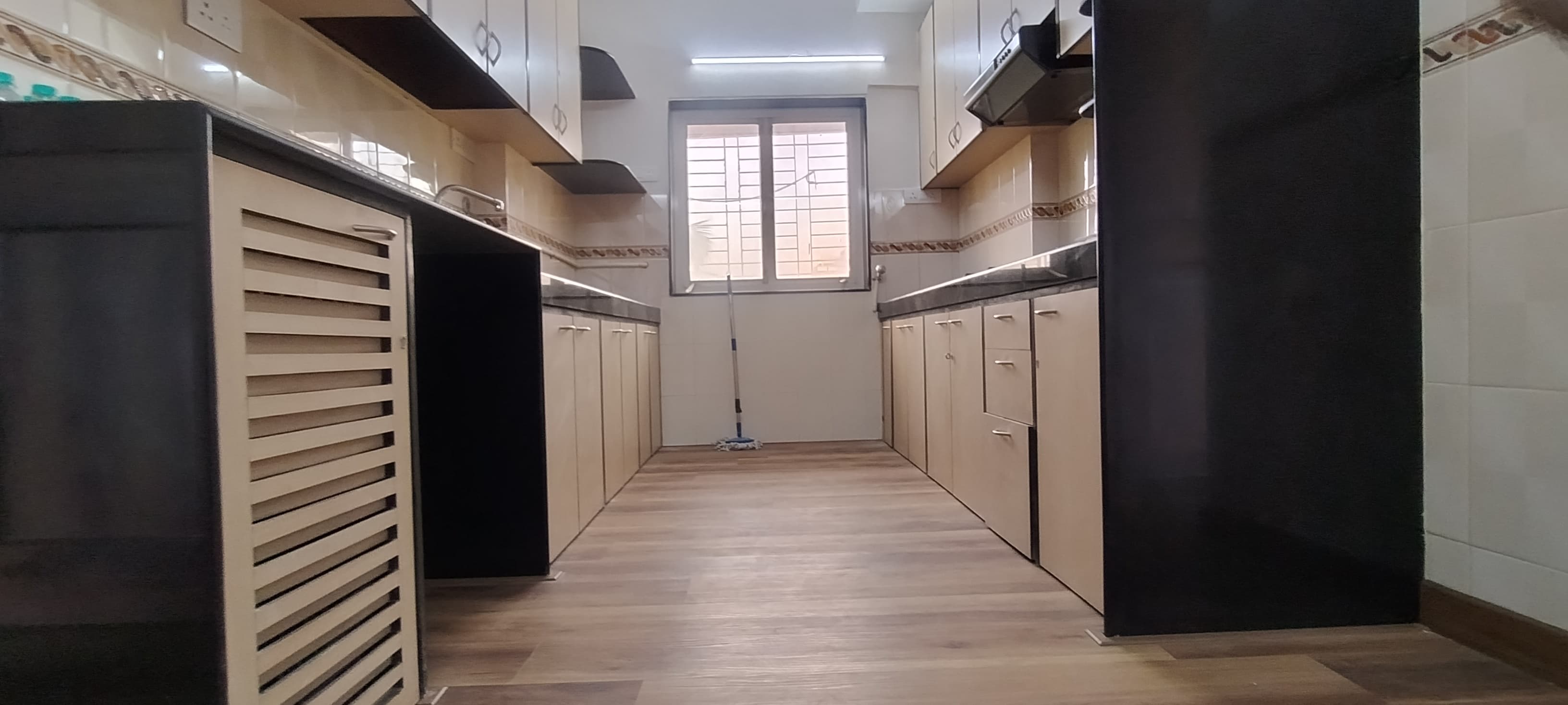 4 BHK Apartment for Rent in Bandra West Mumbai