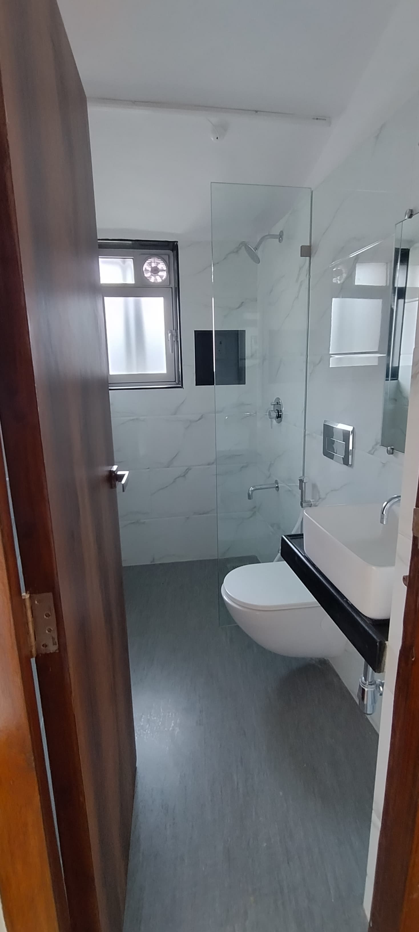 4 BHK Apartment for Rent in Bandra West Mumbai