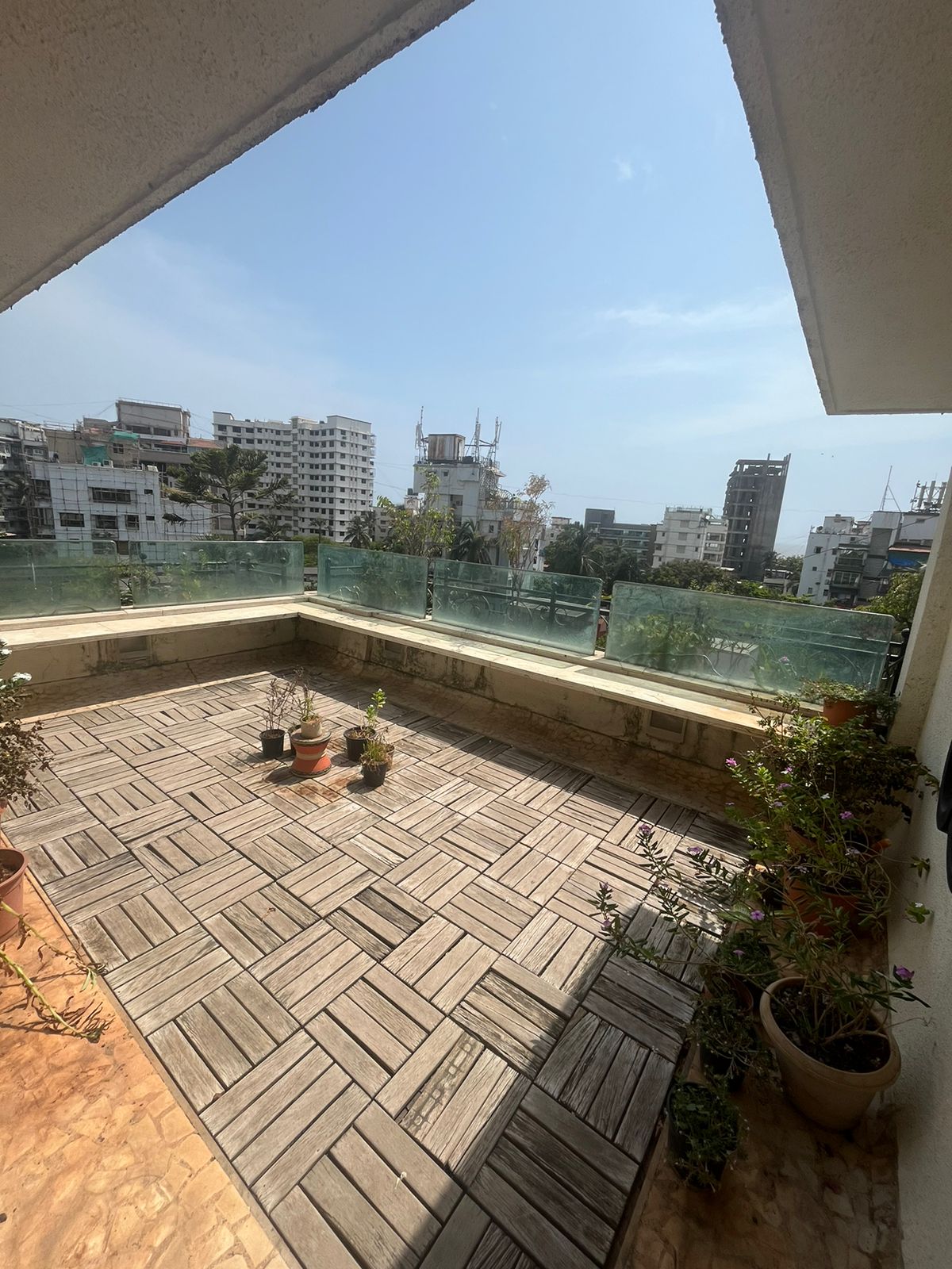 4 BHK Apartment for Rent in Bandra West Mumbai
