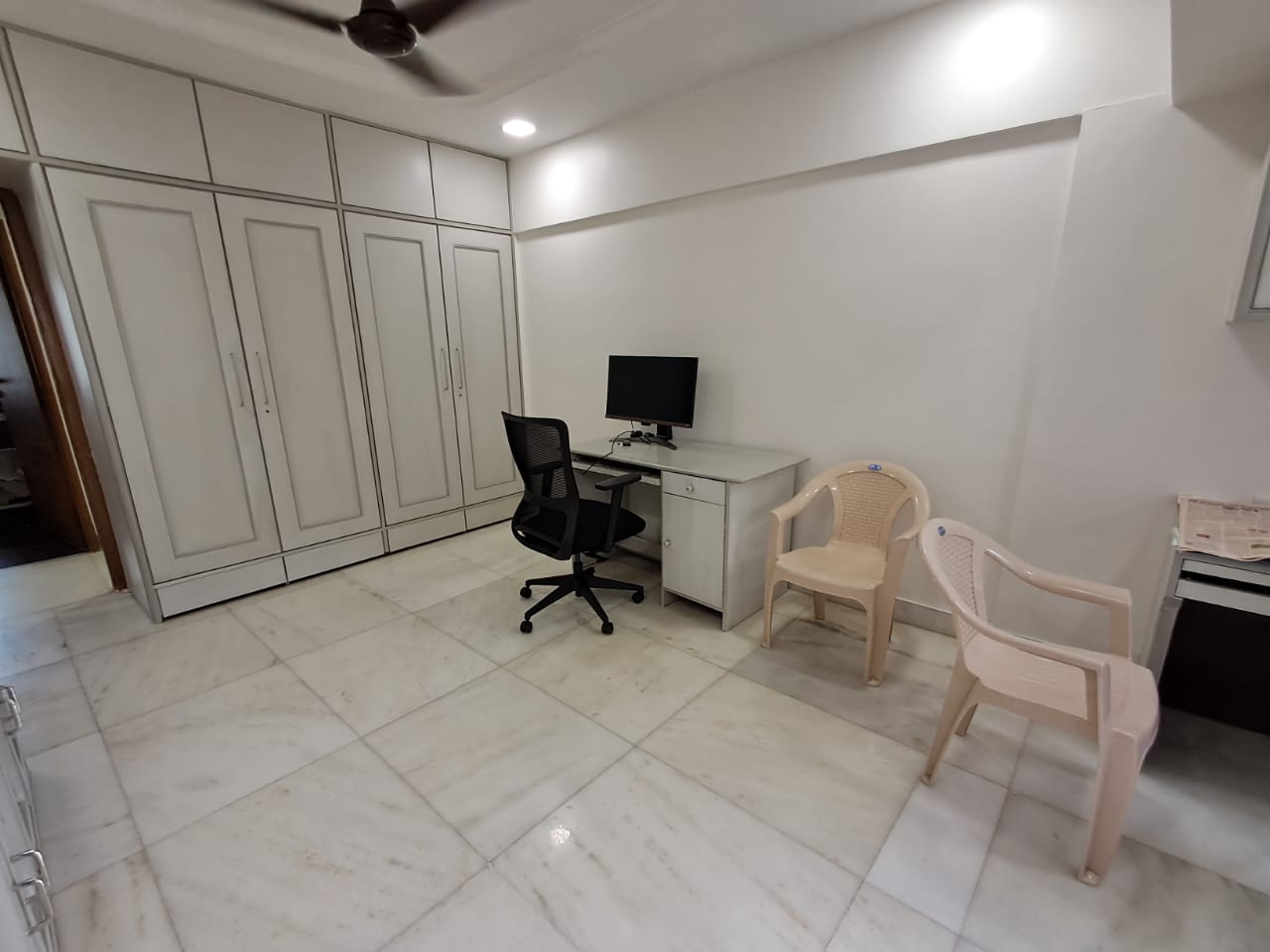 3 BHK Apartment for Sale in East Avenue Road Mumbai