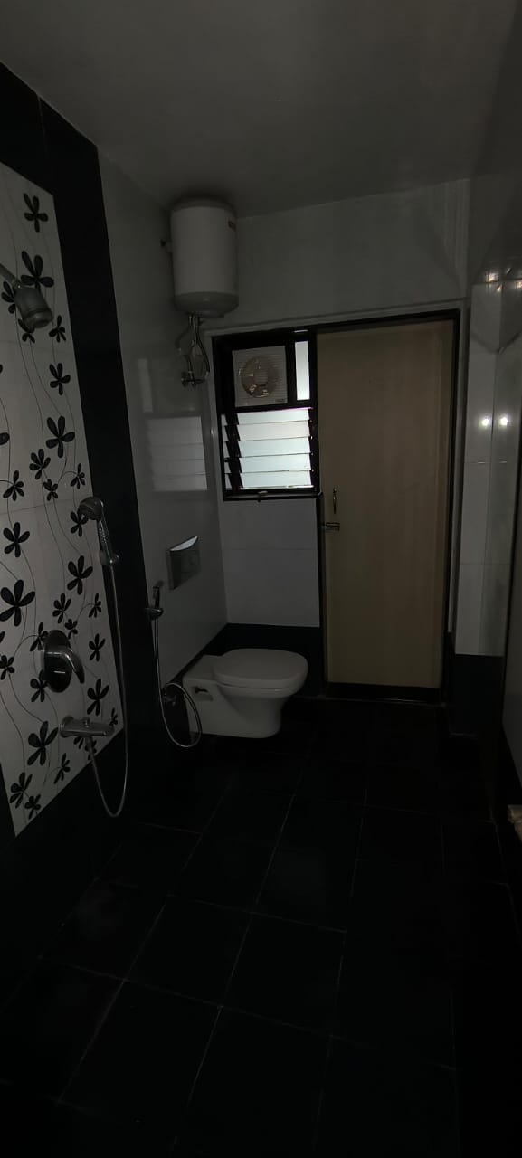 4 BHK Apartment for Rent in Bandra West Mumbai