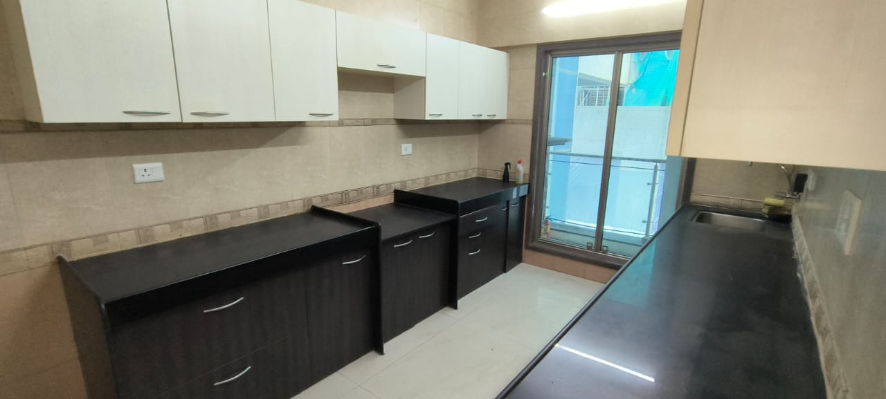 4 BHK Apartment for Rent in Bandra West Mumbai