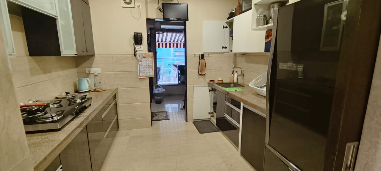 3 BHK Apartment for Sale in 15th Road Mumbai