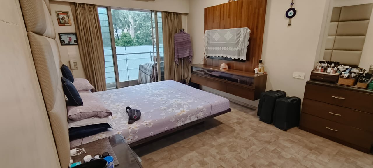 3 BHK Apartment for Sale in 15th Road Mumbai