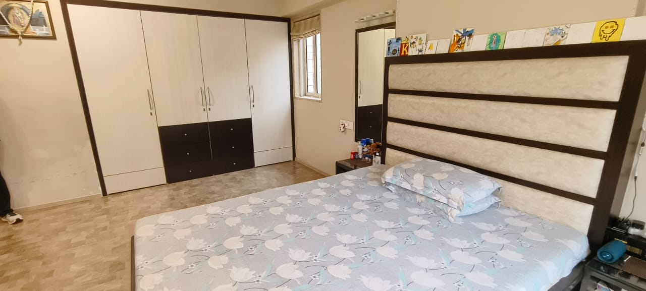 3 BHK Apartment for Sale in 15th Road Mumbai