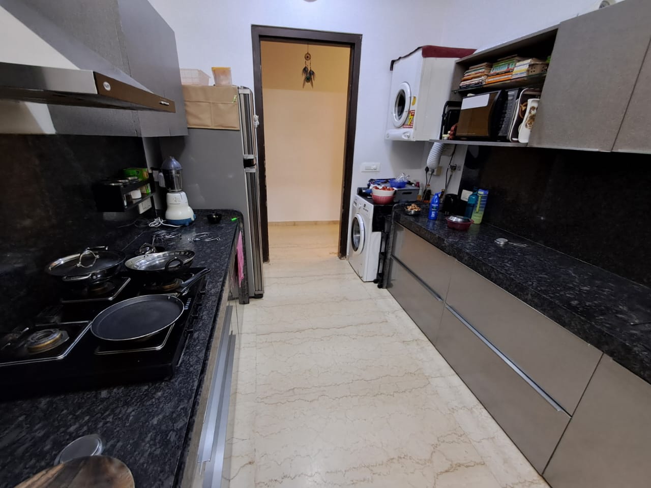 4 BHK Apartment for Sale in 9 Road Mumbai