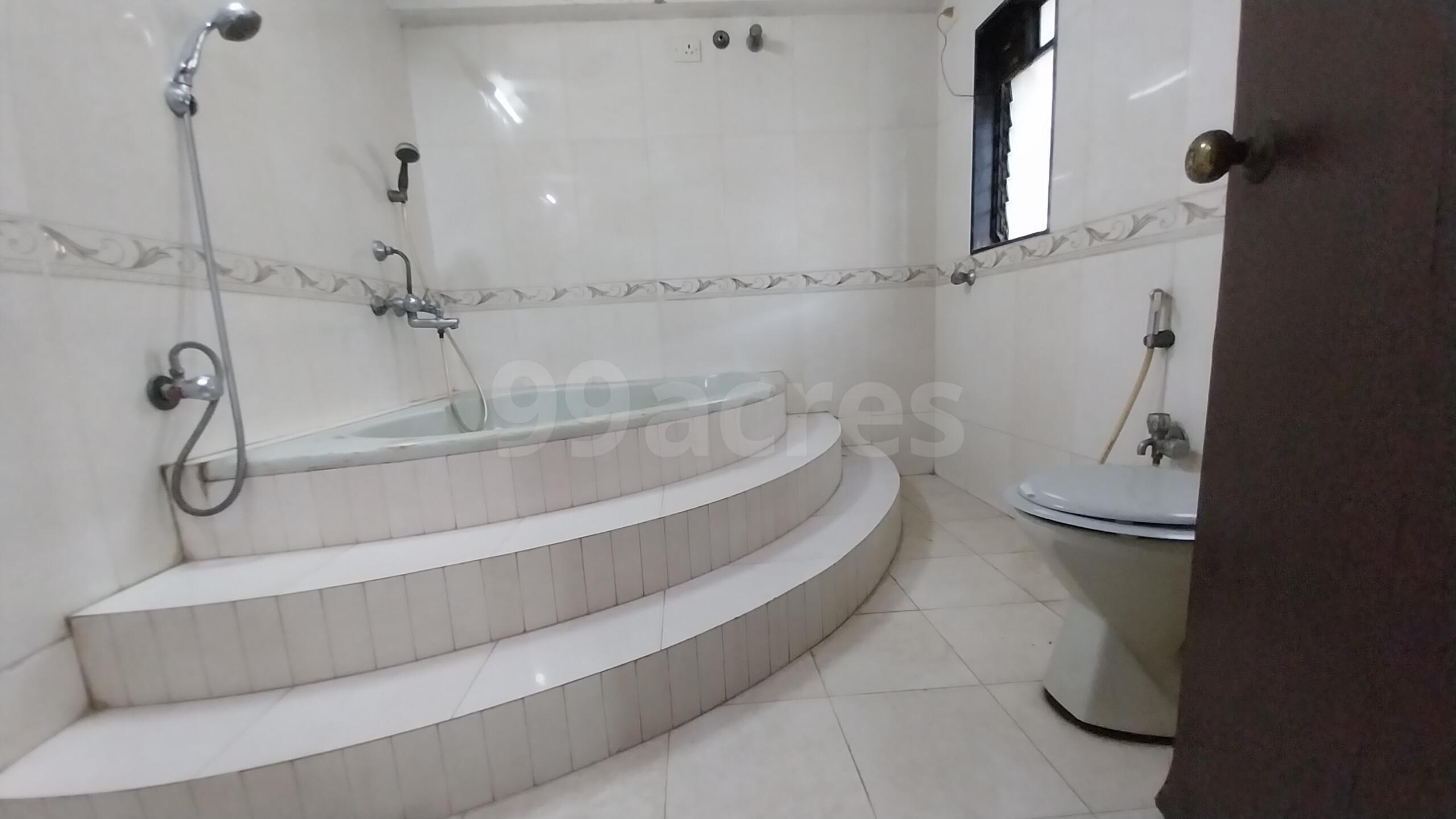 3 BHK Apartment for Sale in Almeida park Mumbai