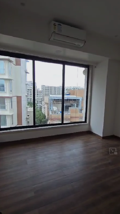 4 BHK Apartment for Rent in Gulmohar Cross rd no.4 Mumbai
