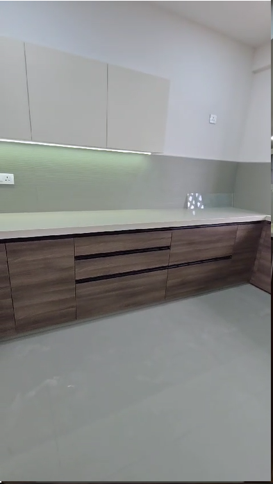 4 BHK Apartment for Rent in Gulmohar Cross rd no.4 Mumbai