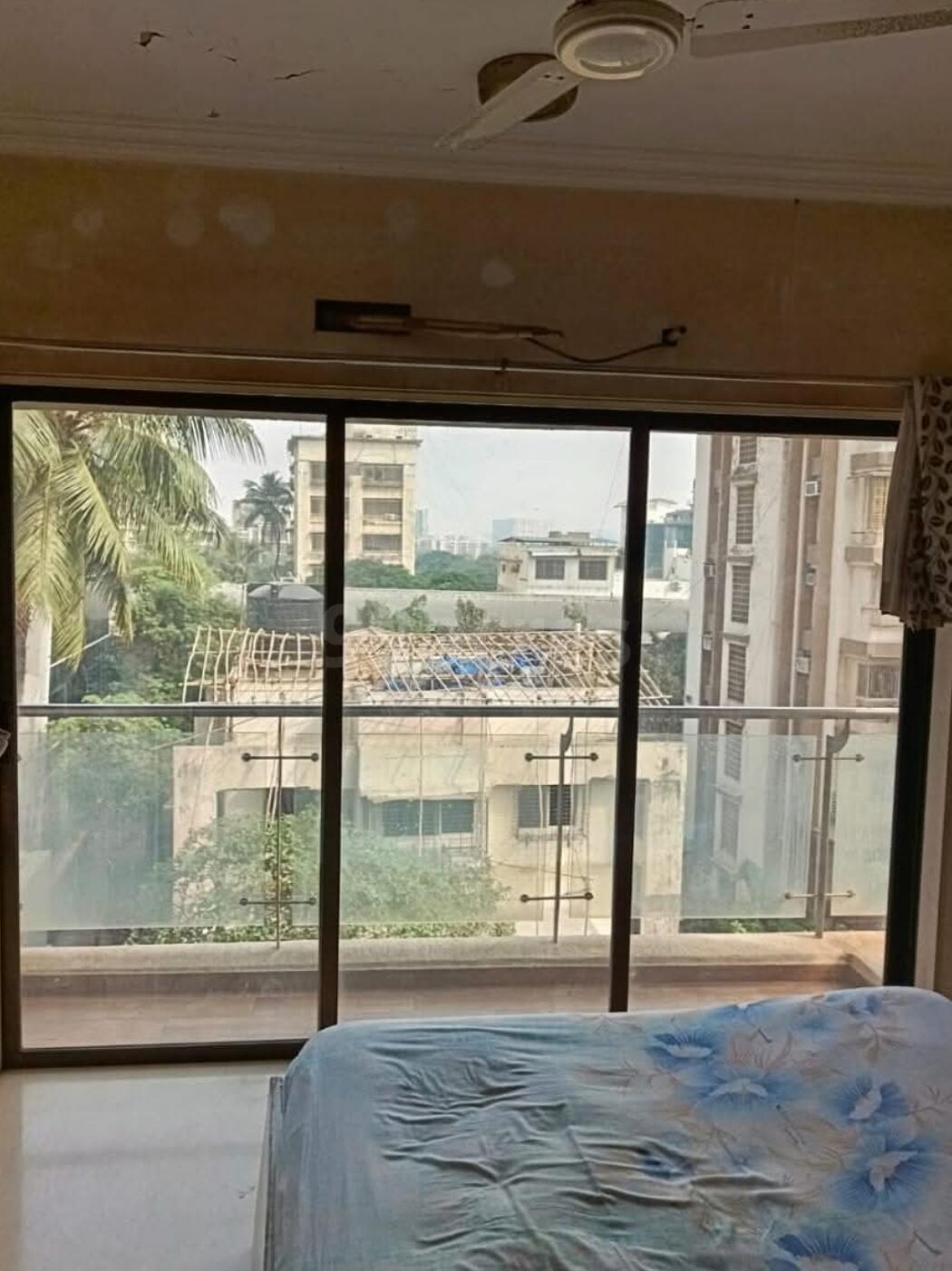 3 BHK Studio Apartment for Rent in Khar West Mumbai