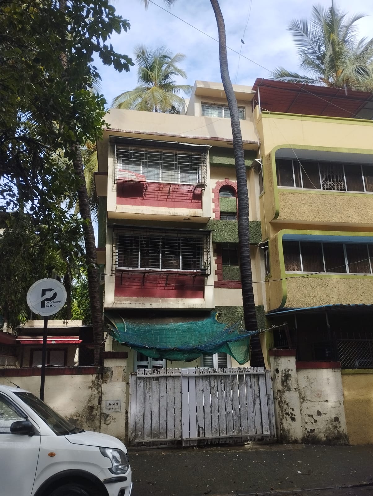 4 BHK Villa for Sale in 20th rd Mumbai