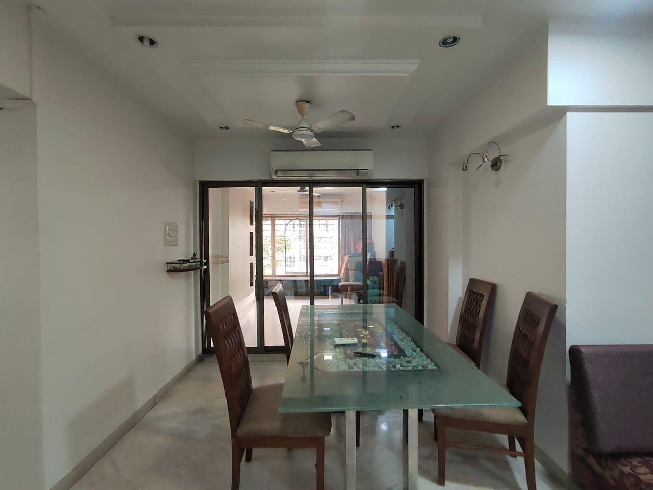 2 BHK Apartment for Sale in Vile Parle West Mumbai