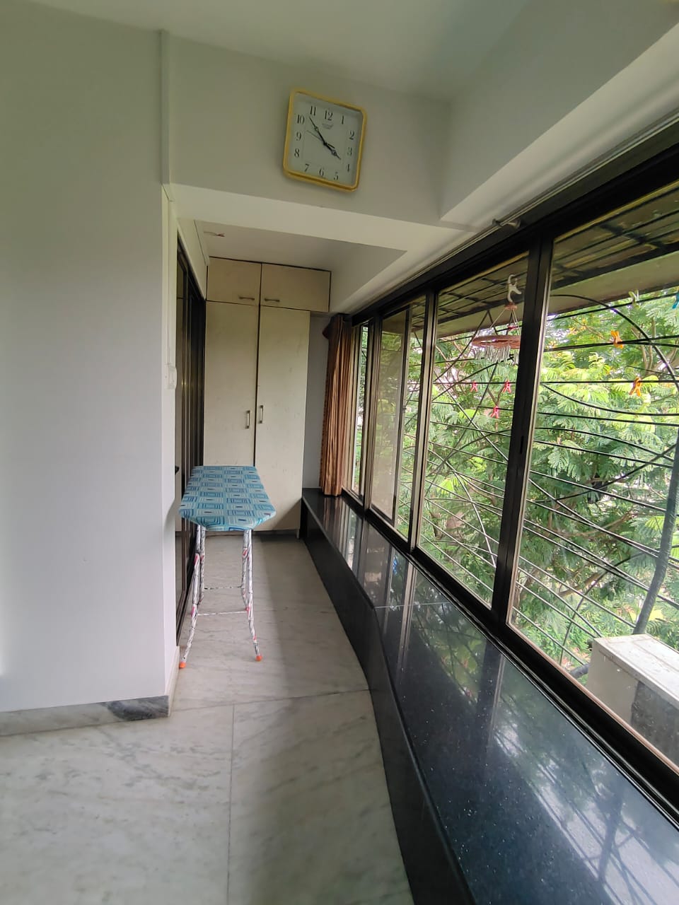 2 BHK Apartment for Sale in Vile Parle West Mumbai