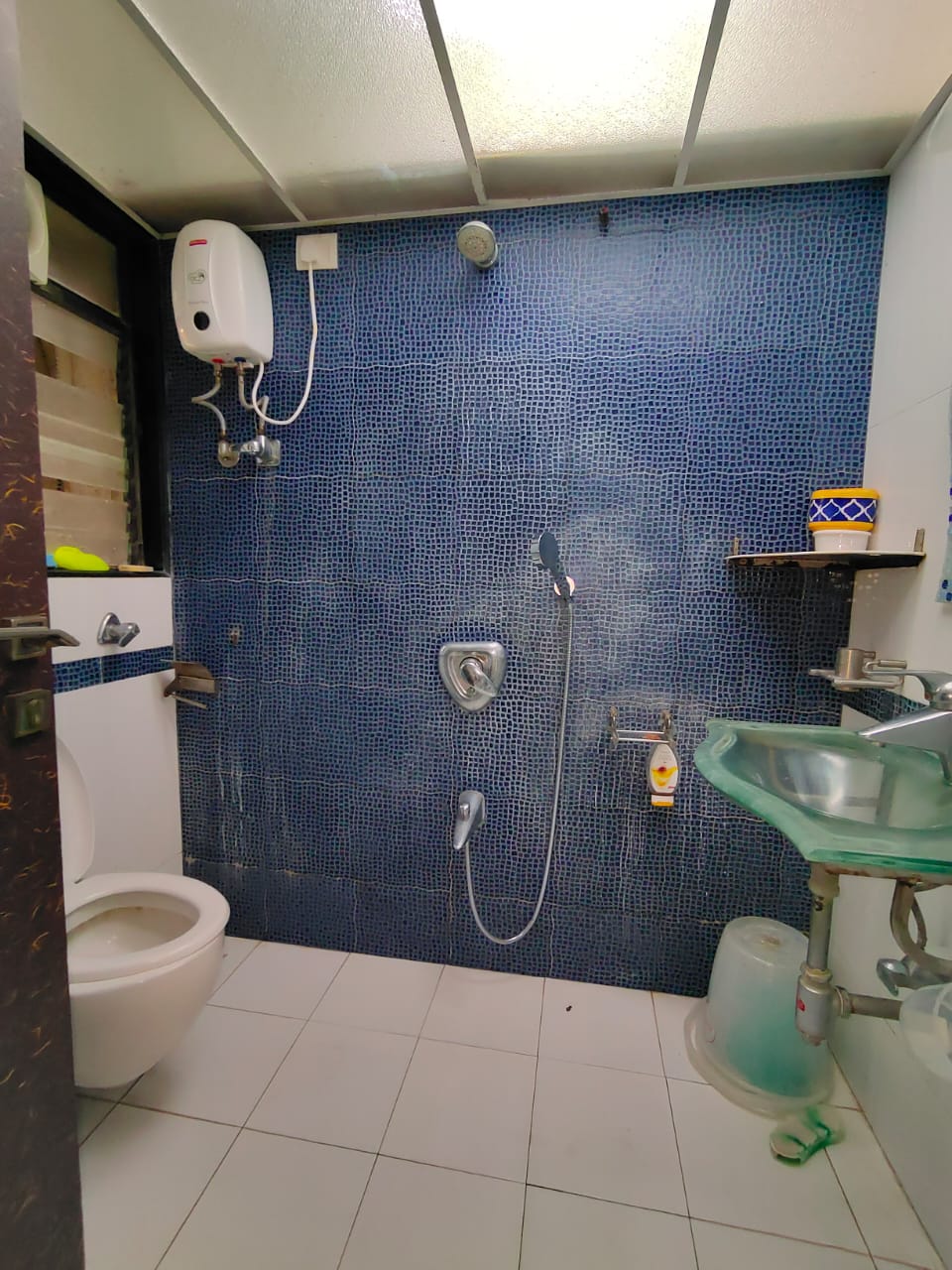 2 BHK Apartment for Sale in Vile Parle West Mumbai