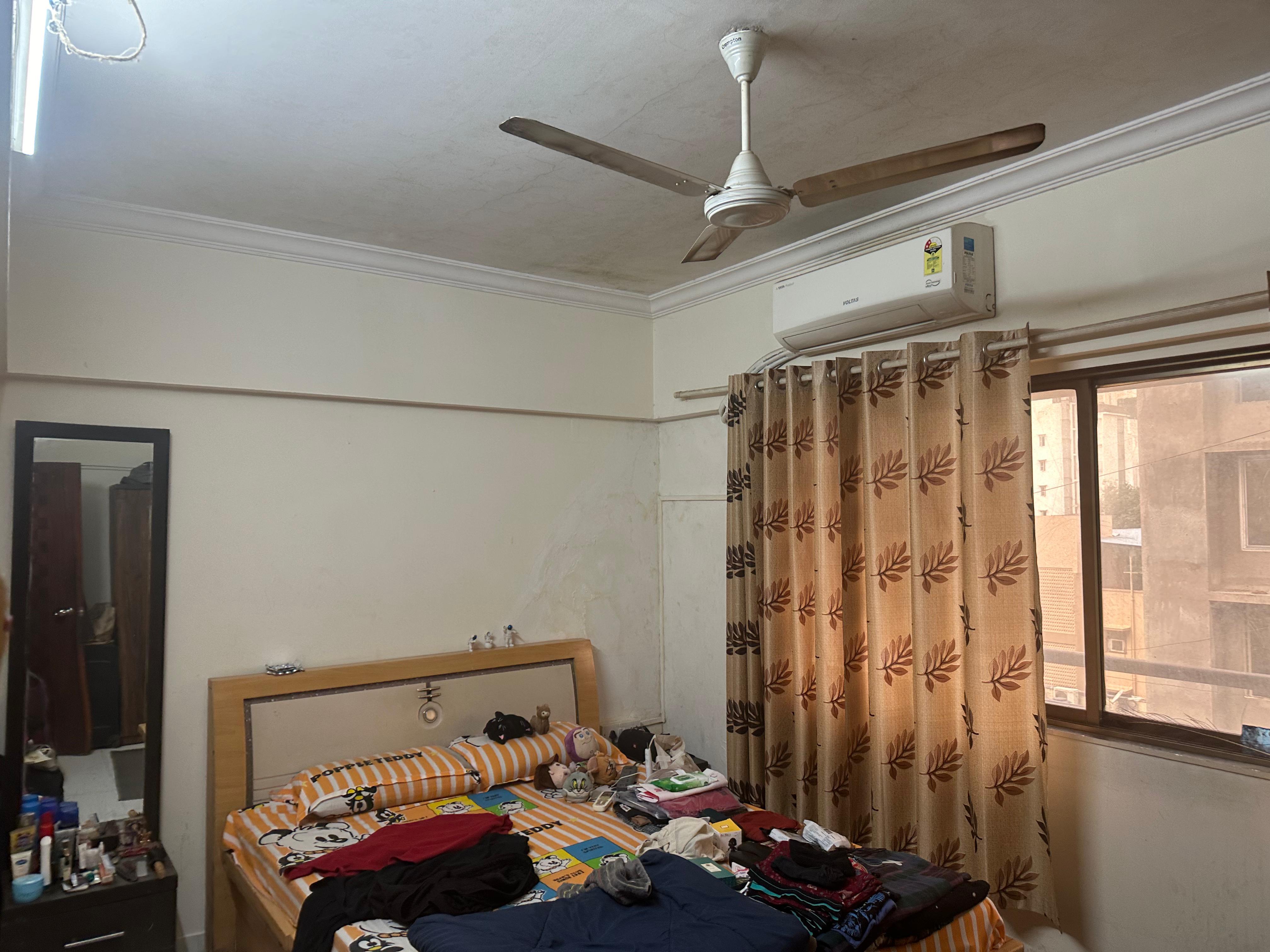 2 BHK Apartment for Rent in 16th Road Mumbai