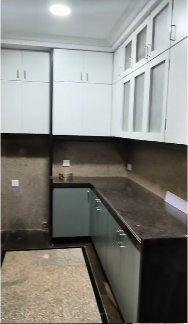 3 BHK Apartment for Rent in Colaba Mumbai