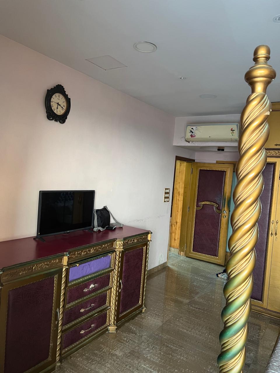3 BHK Apartment for Rent in Bandra West Mumbai