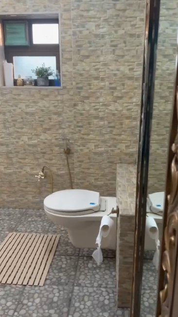 3 BHK Apartment for Rent in Bandra West Mumbai