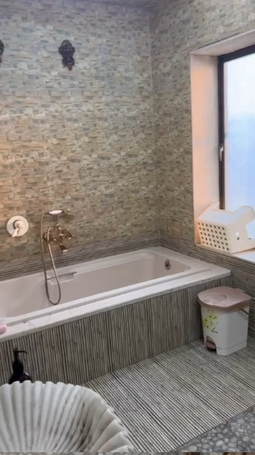 3 BHK Apartment for Rent in Bandra West Mumbai