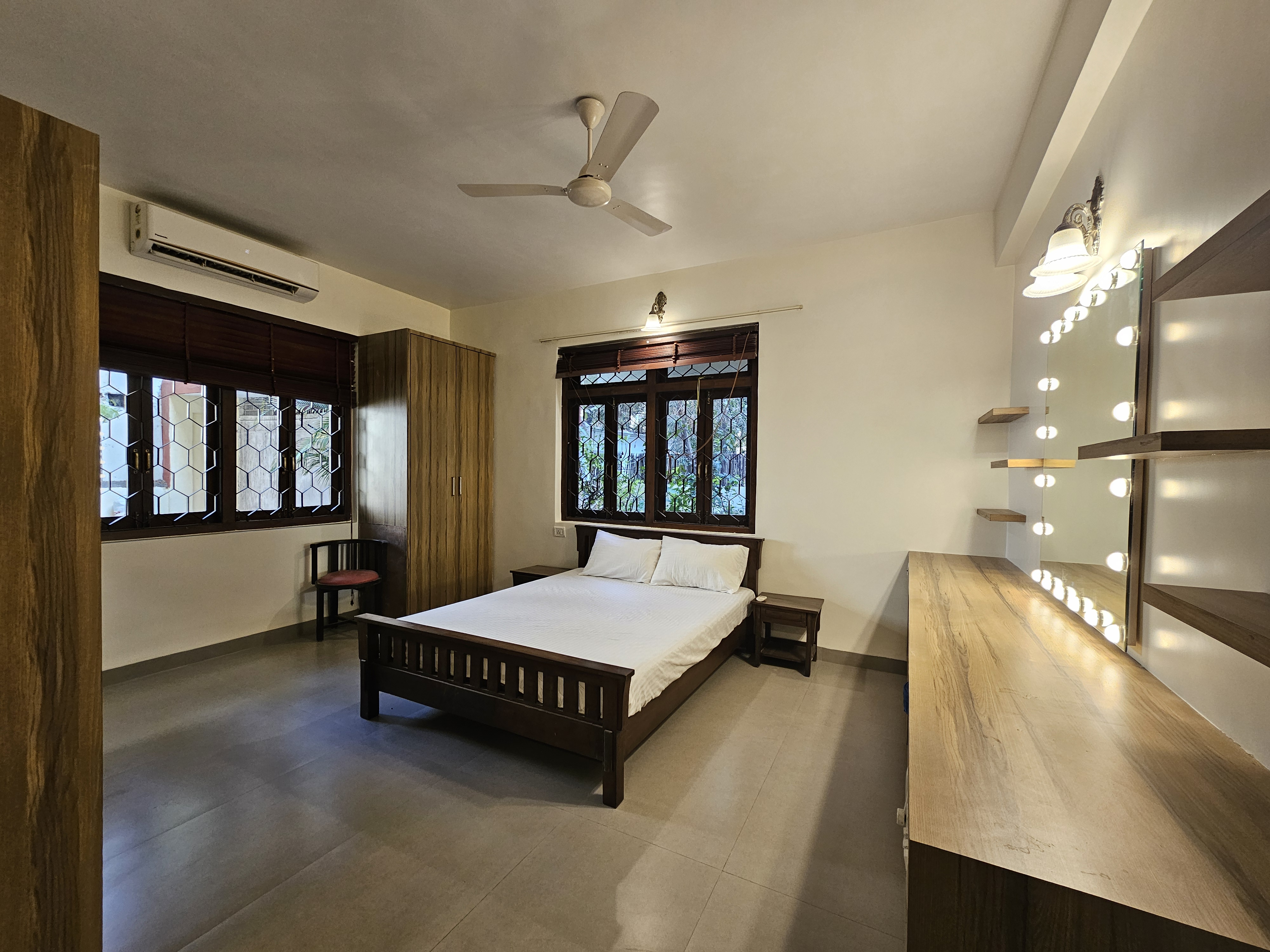 2 BHK Apartment for Rent in Off St.Cyril Road Mumbai